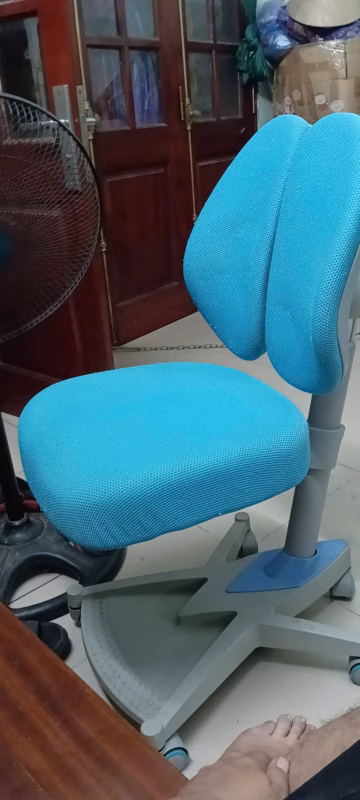 Hãy liên hệ ngay với Sofa Sạch để trải nghiệm dịch vụ giặt ghế văn phòng tại Quận 1 với chất lượng cao và uy tín hàng đầu!